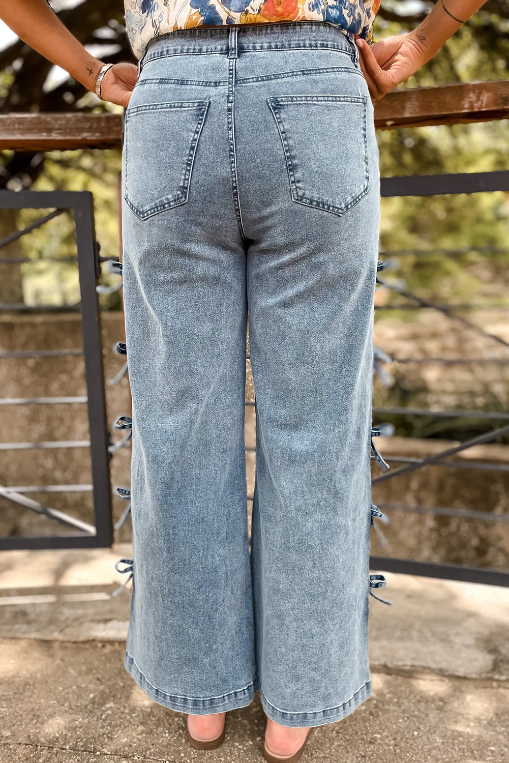 White Bow Knot Side Detail Straight Leg Loose Jeans