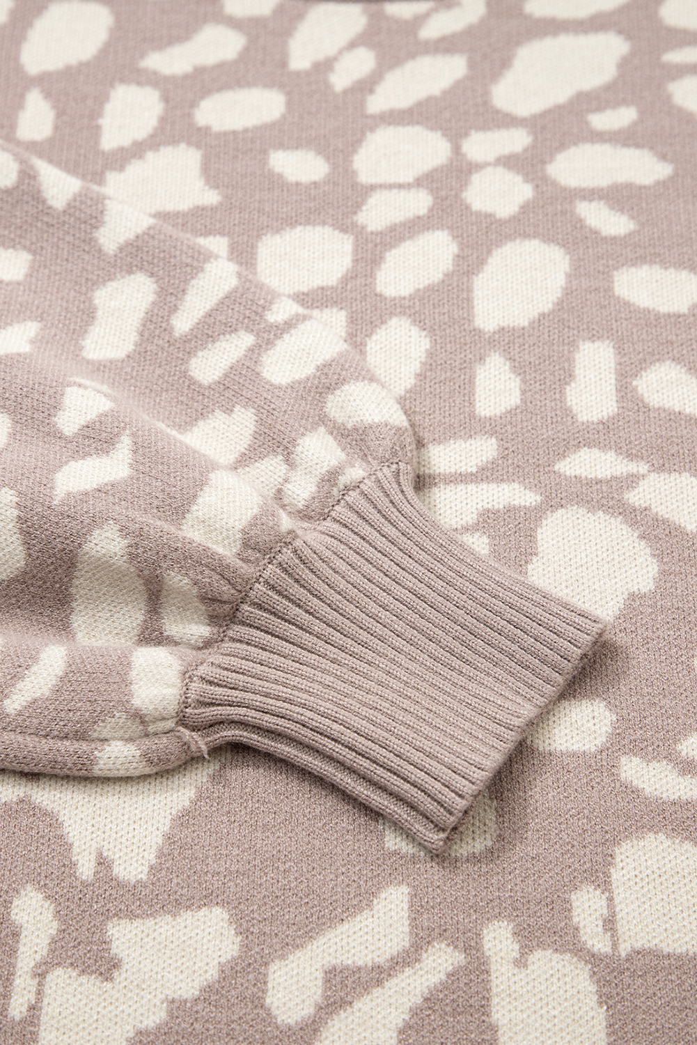 Gray Leopard Spots Pattern Ribbed Trim Drop Shoulder Sweater