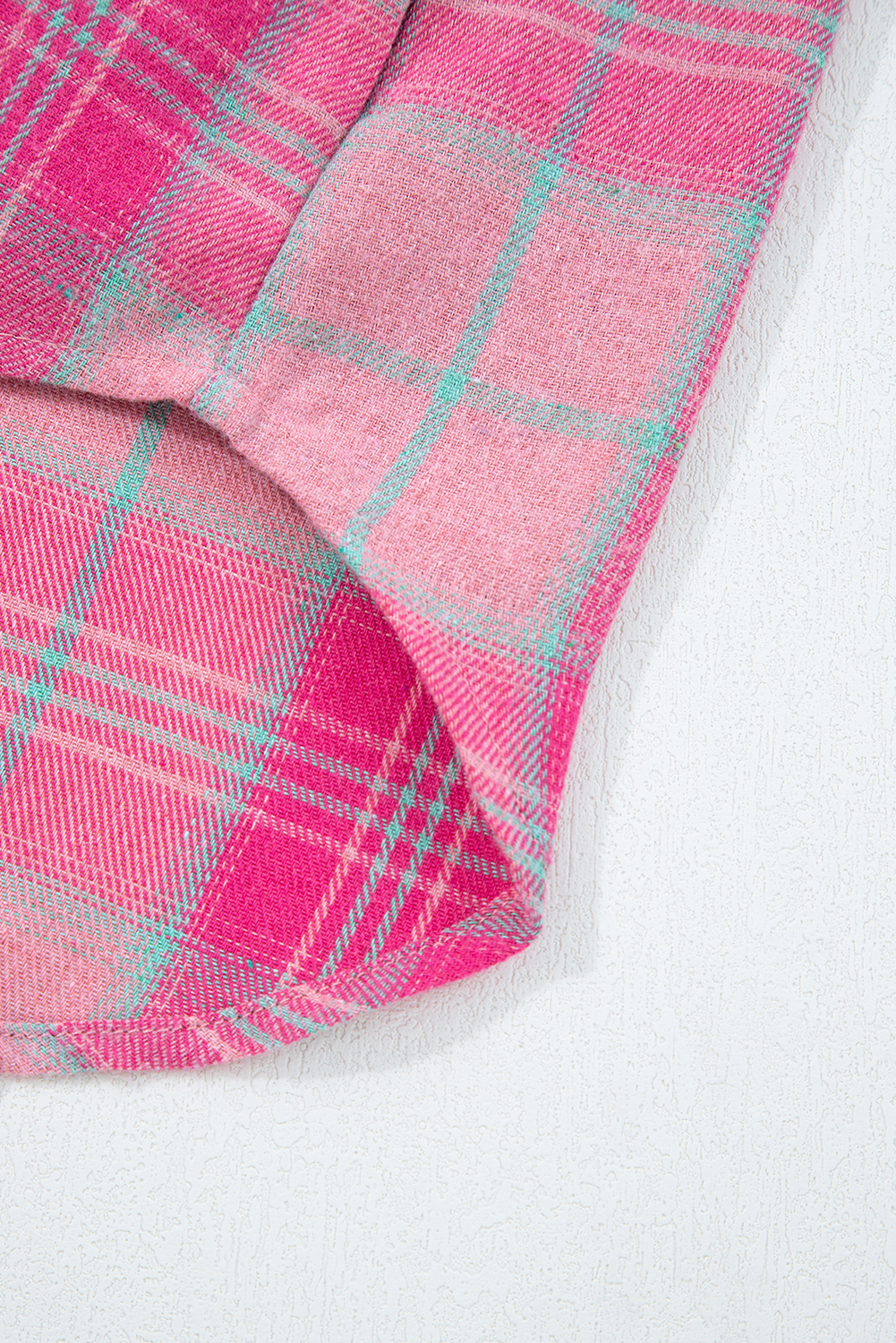 Sachet Pink Plaid Print Rounded Hem Long Sleeve Shirt with Pockets