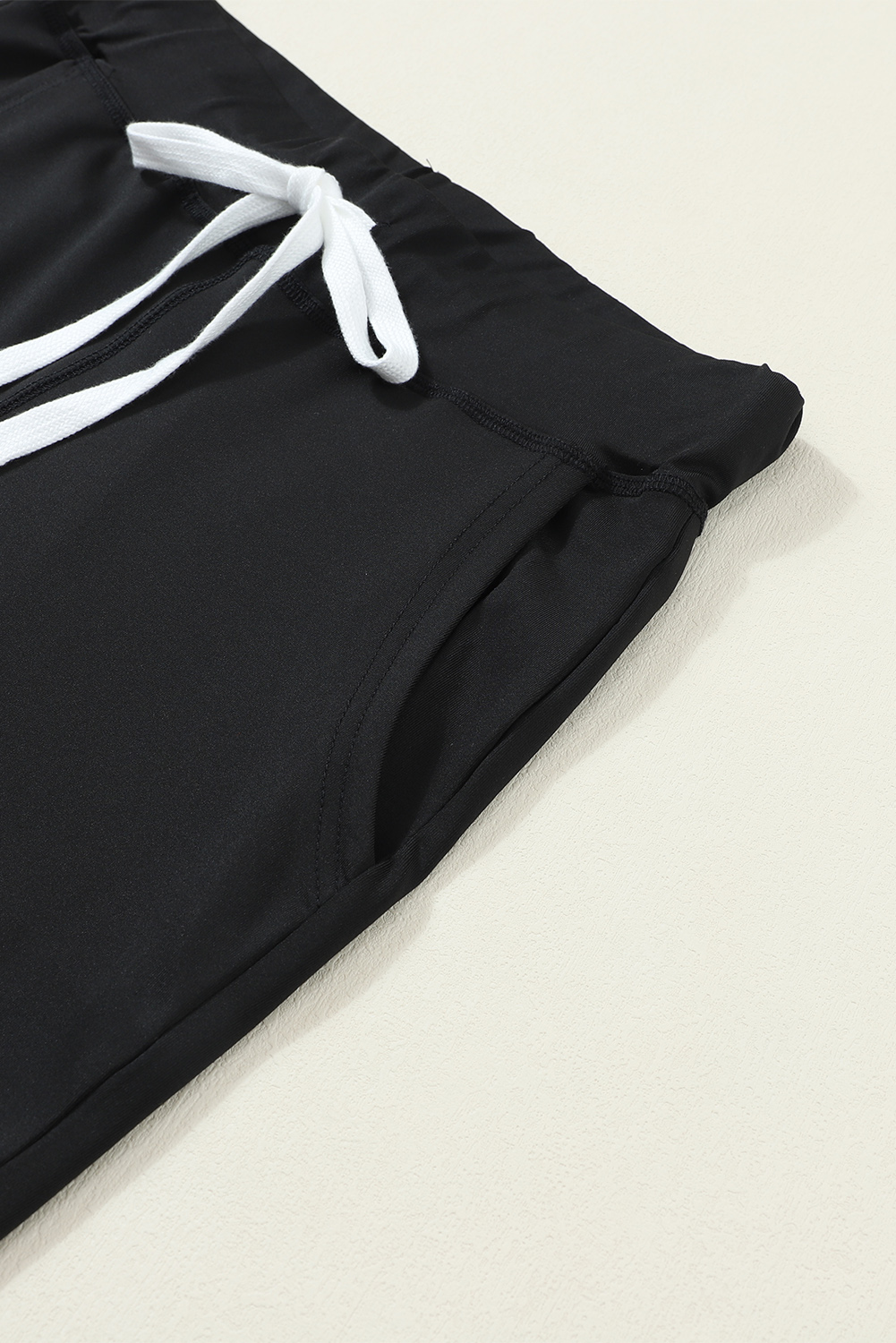 Black Drawstring Elastic Waistband Pocketed Joggers