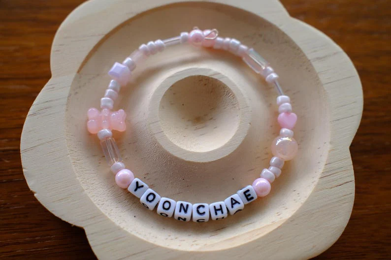 KATSEYE members color bracelets - KATSEYE MERCH​