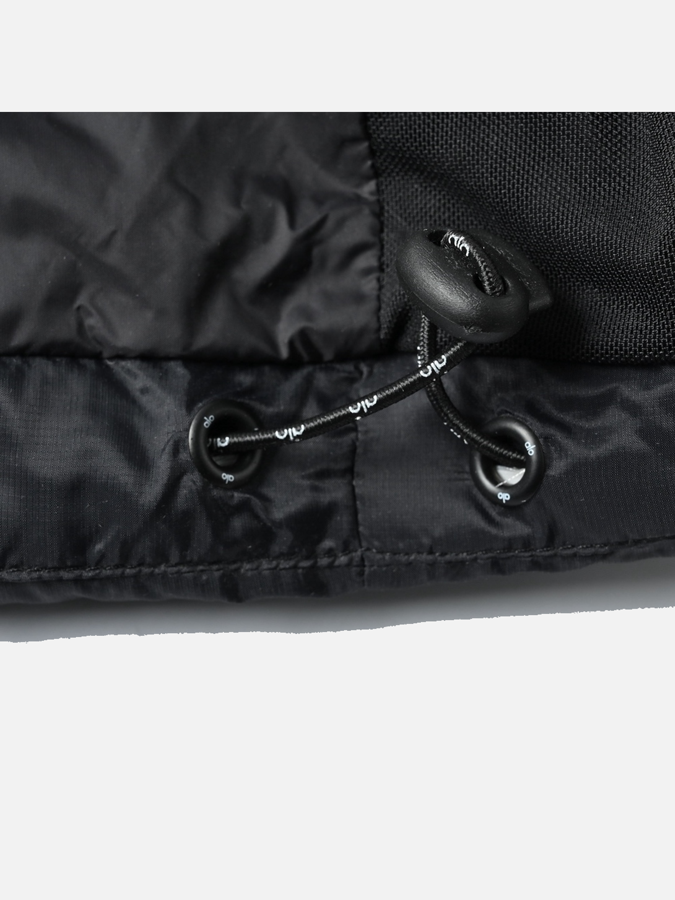 Alo Gold Rush Cropped Puffer Jacket - Lulualo