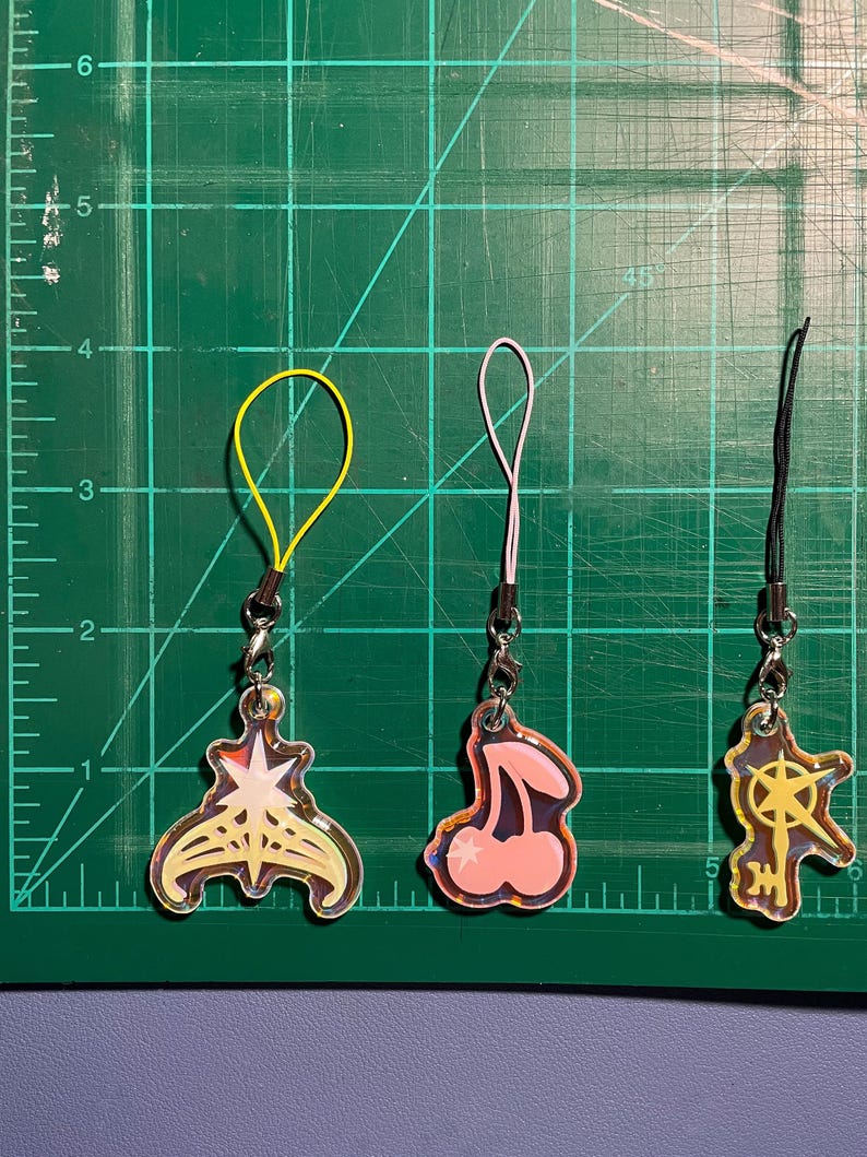 1.5in Global Girl Group Katseye Rainbow Acrylic Charms - KATSEYE MERCH​