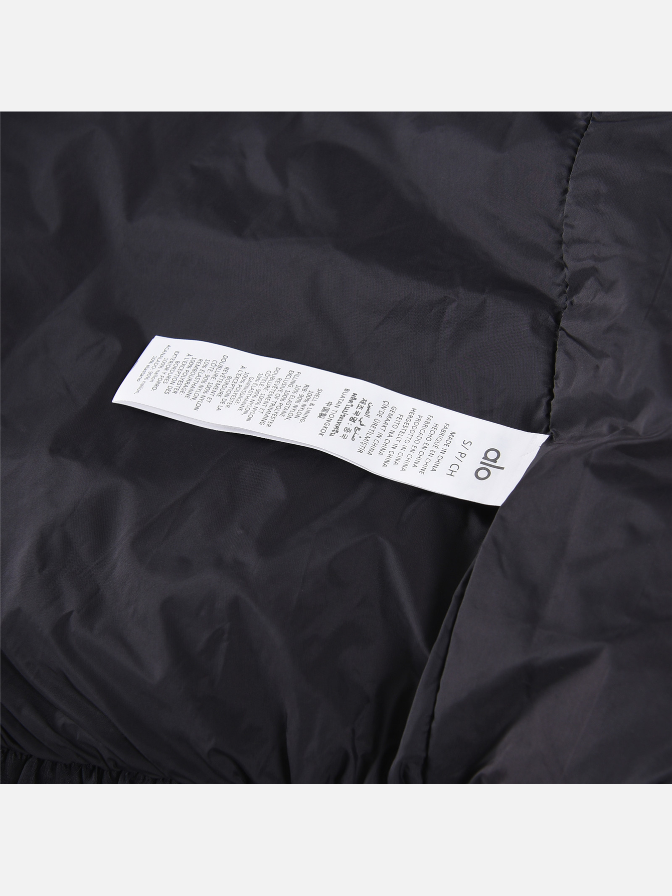 Alo Aspen Love Cropped Hooded Puffer Jacket - Black - Lulualo
