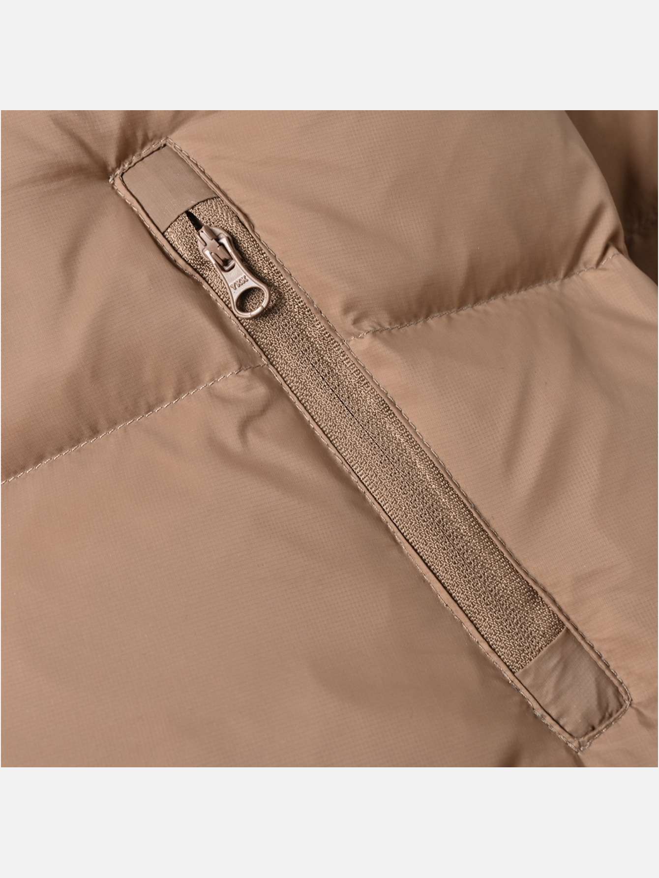 Alo Foxy Cropped Hooded Puffer Jacket - Toasted Almond - Lulualo