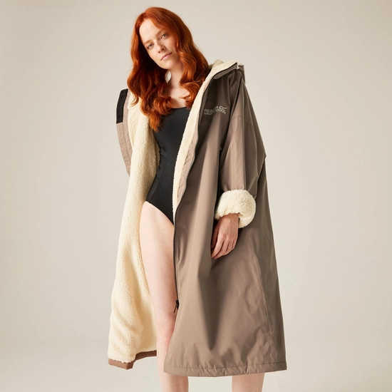 Adult Waterproof Changing Robe | Mocha
