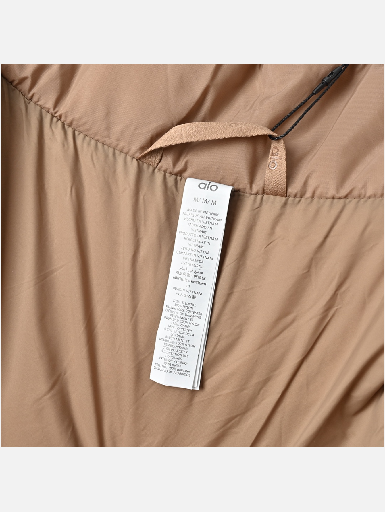 Alo Goldrush Cropped Stand-Collar Puffer Jacket - Toasted Almond - Lulualo