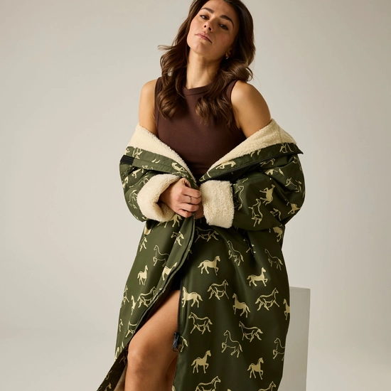 Adult Waterproof Changing Robe