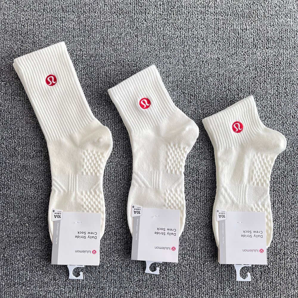 Premium Crew Sports Socks for Men & Women – Soft Breathable Everyday Athletic Socks - Lulualo