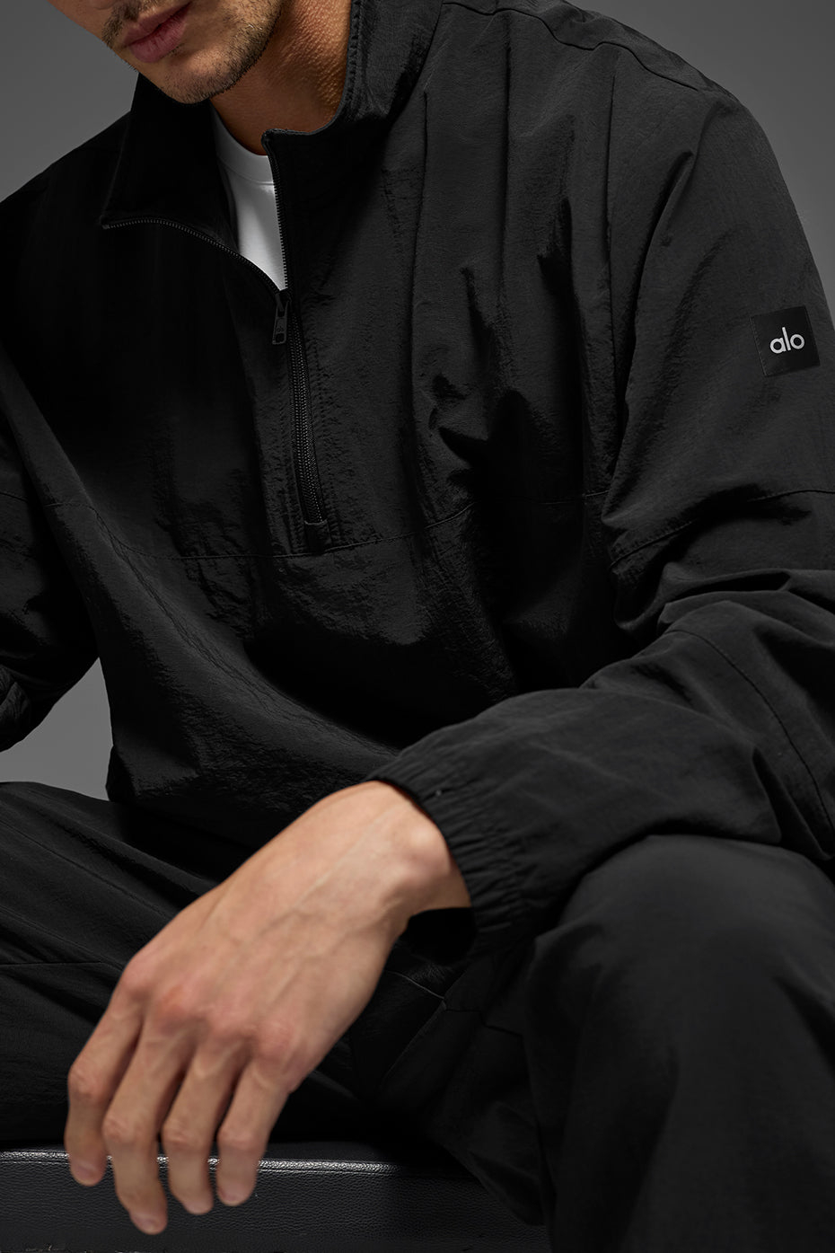 Light Weight Takeaway Track Pullover - Lulualo