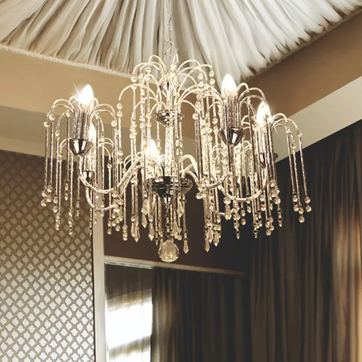 Philips Monarch Chandelier