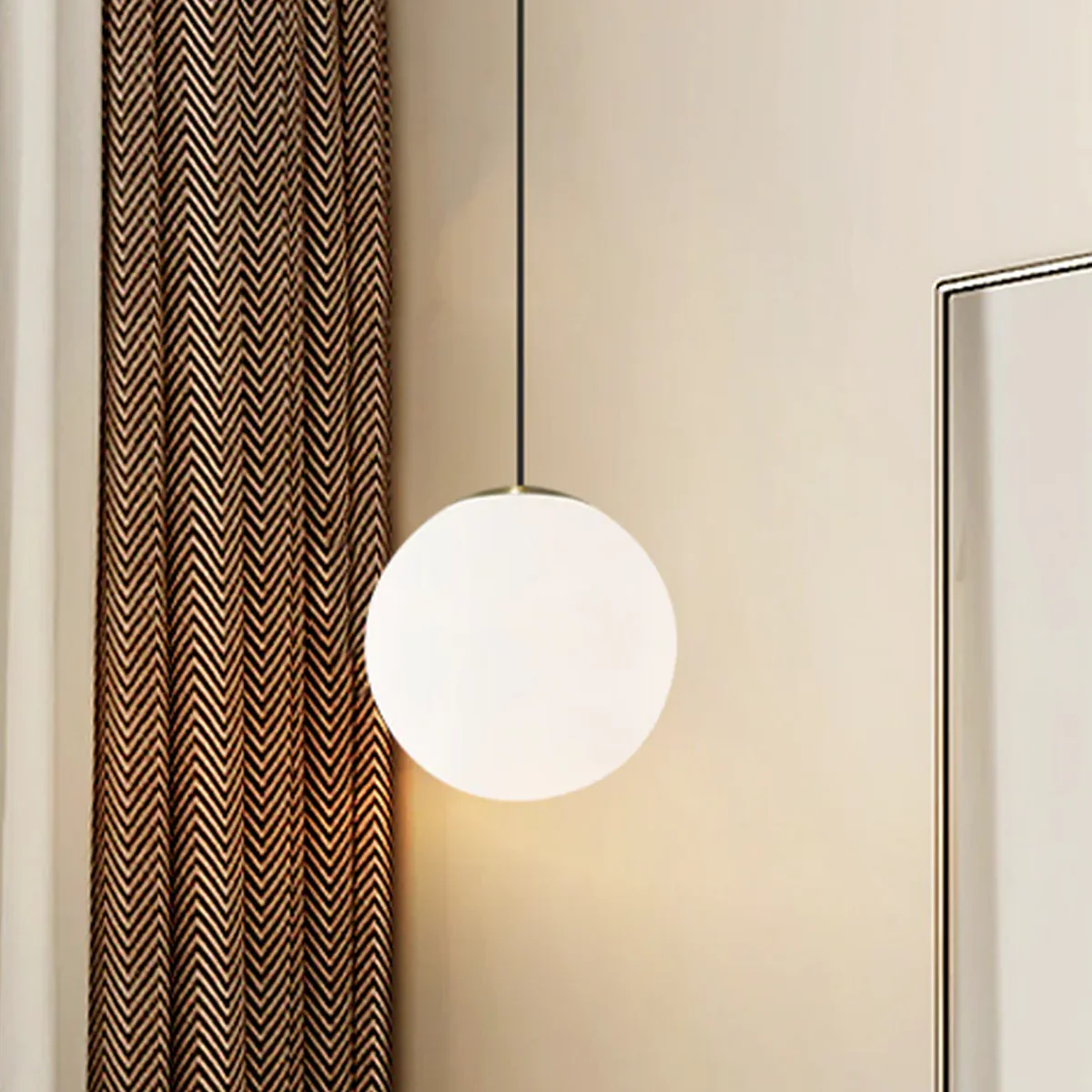 Philips Ritzy Round Pendant Light
