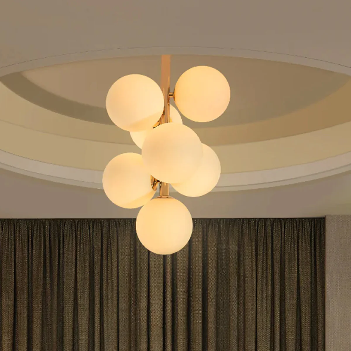 Philips Divine 7-head ceiling Chandelier (French Gold)