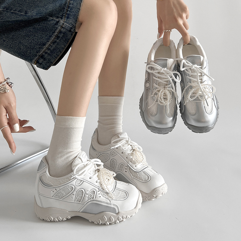 Pearl Lace-up Casual Versatile Thick-soled German Training Shoes For Women's Spring And Autumn Lightweight Height-enhancing Forrest Gump Sports Shoes