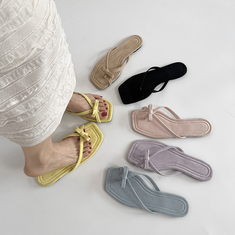 Black High-end Flat Flip Flops For Women In Summer Wear Retro Non-slip Versatile Sandals