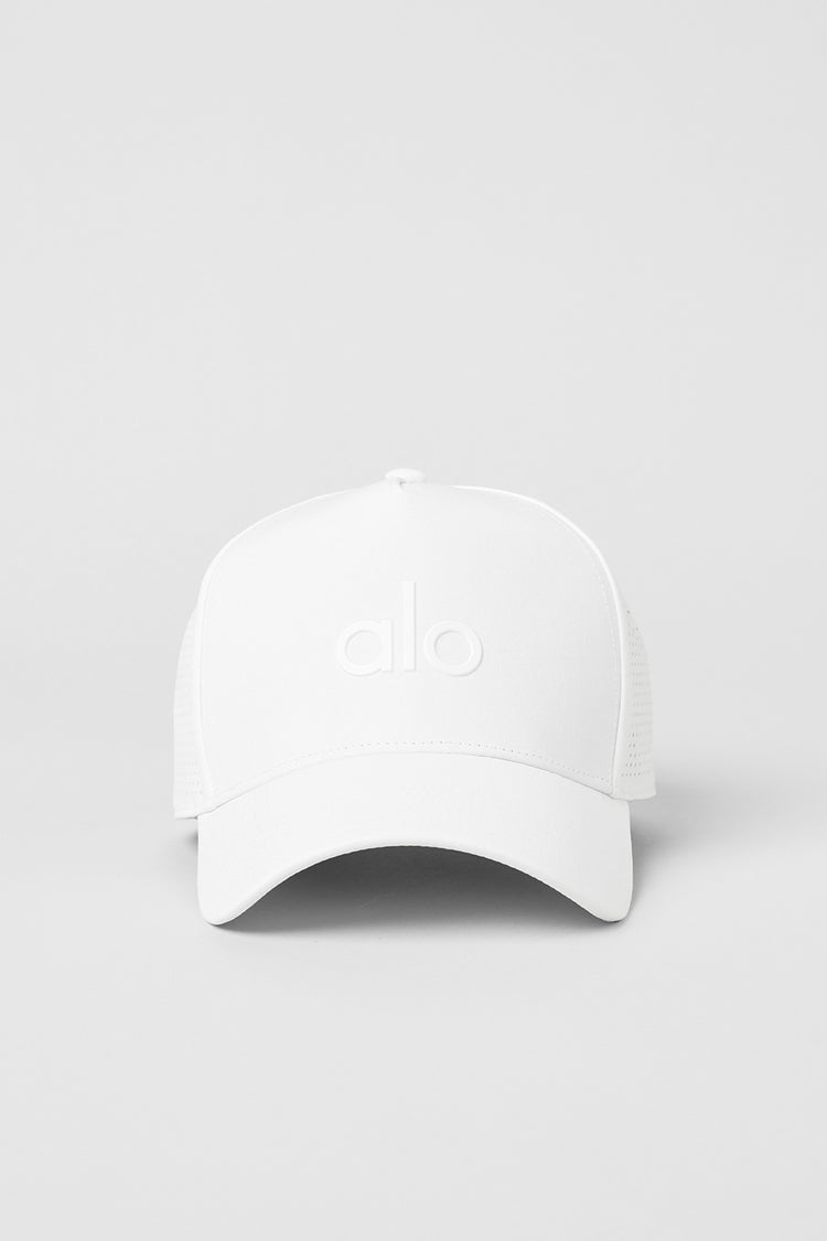 Performance District Trucker Hat - Lulualo
