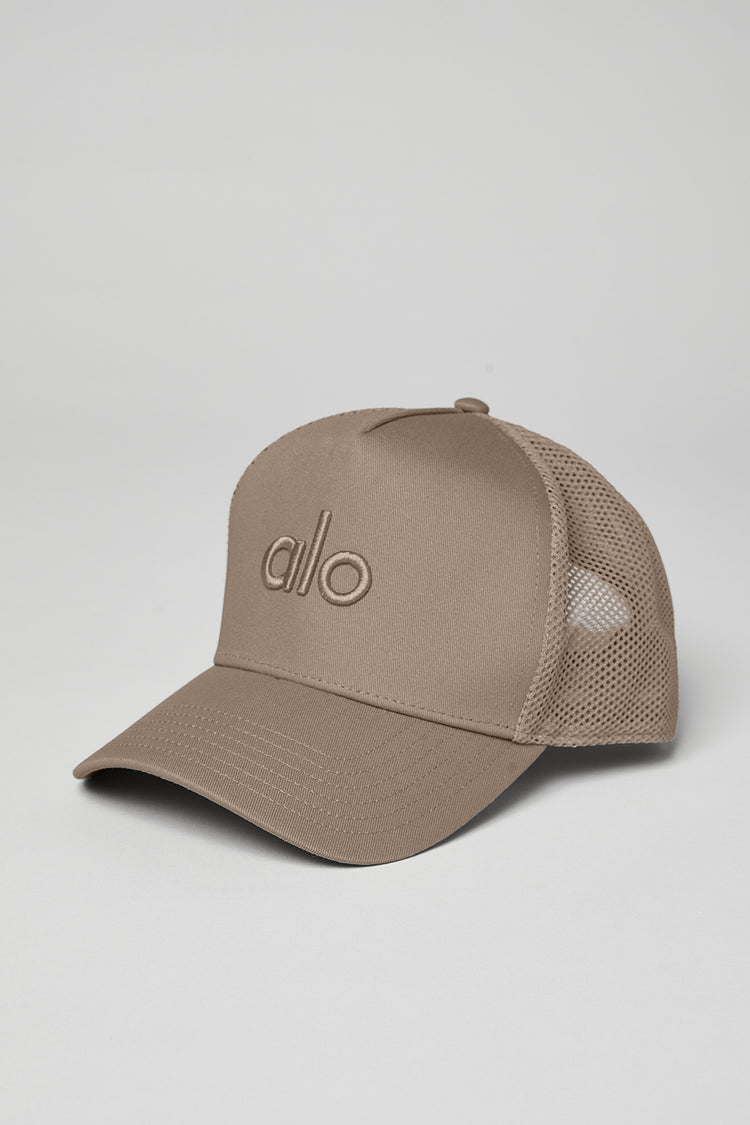District Trucker Hat - Lulualo