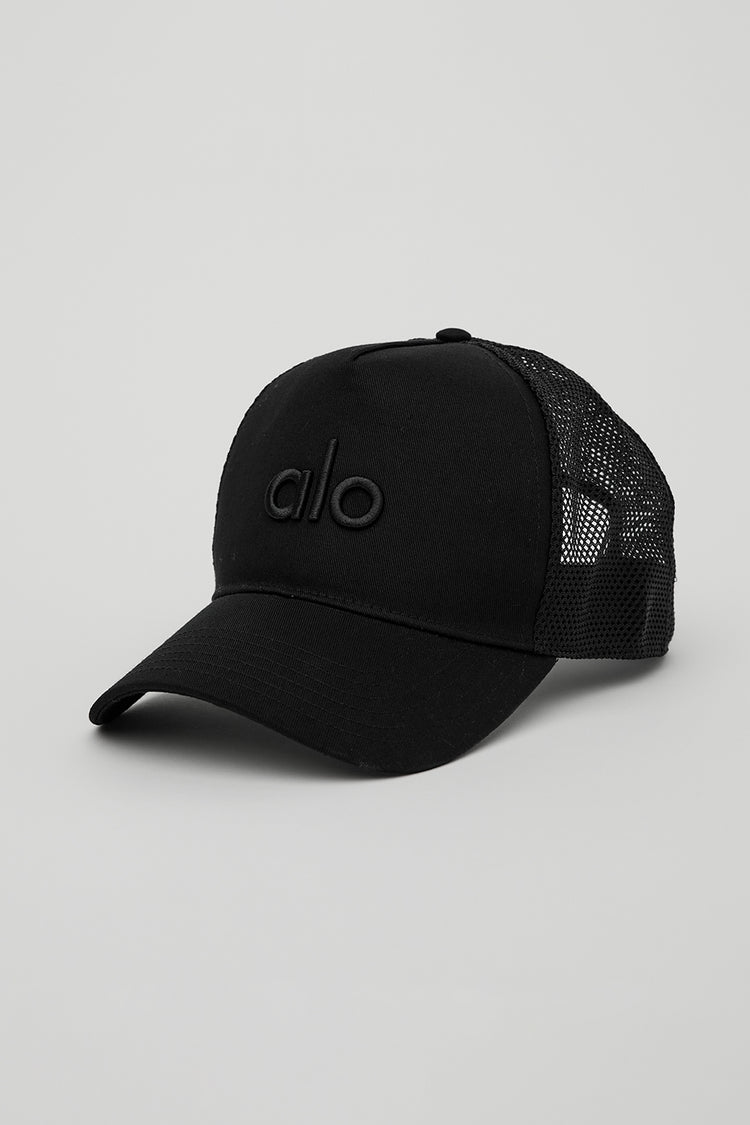 District Trucker Hat - Lulualo