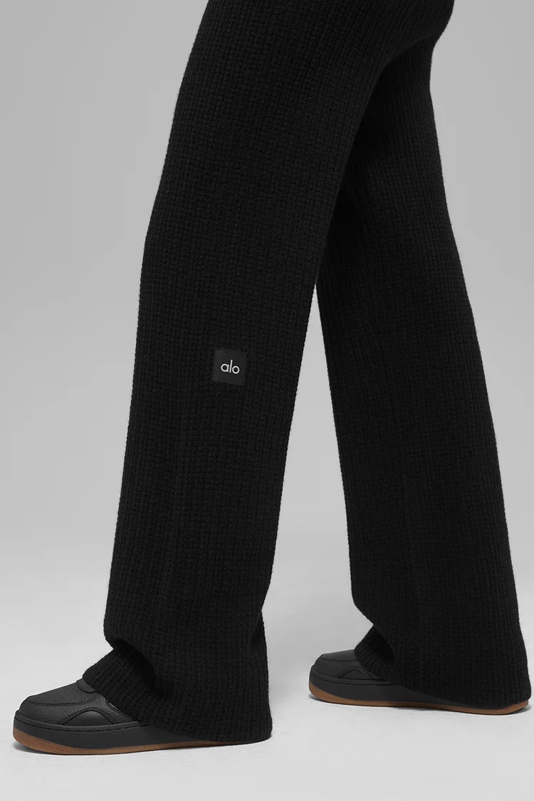 ALO Cashmere High-Waist Plush Waffle Pant - Lulualo