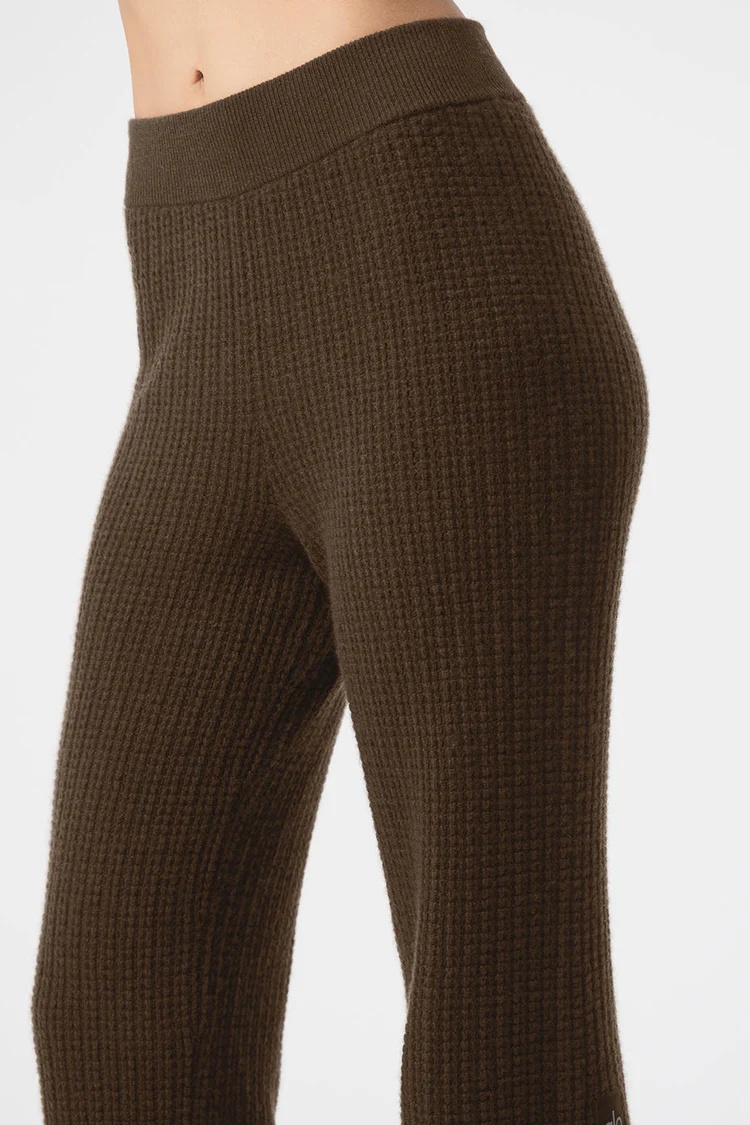 ALO Cashmere High-Waist Plush Waffle Pant - Lulualo
