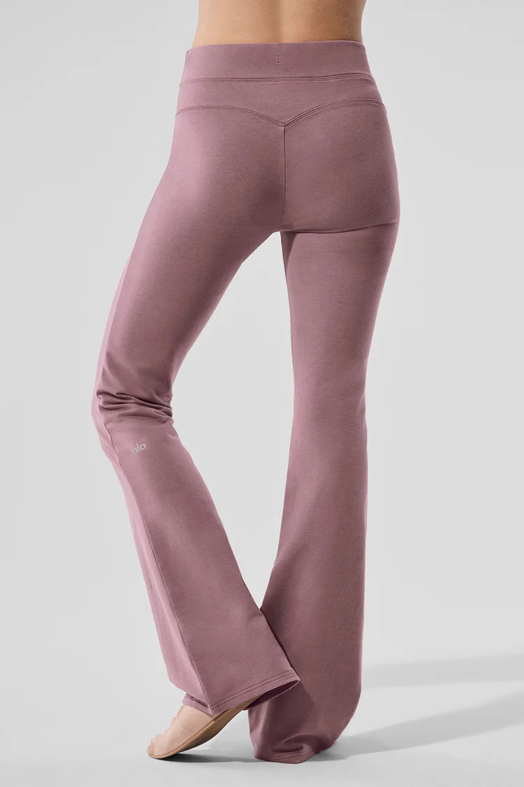 ALO Sway Bootcut Sweatpant - Lulualo