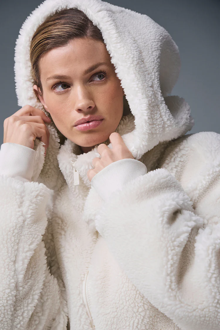 Alo Foxy Sherpa Jacket - Lulualo