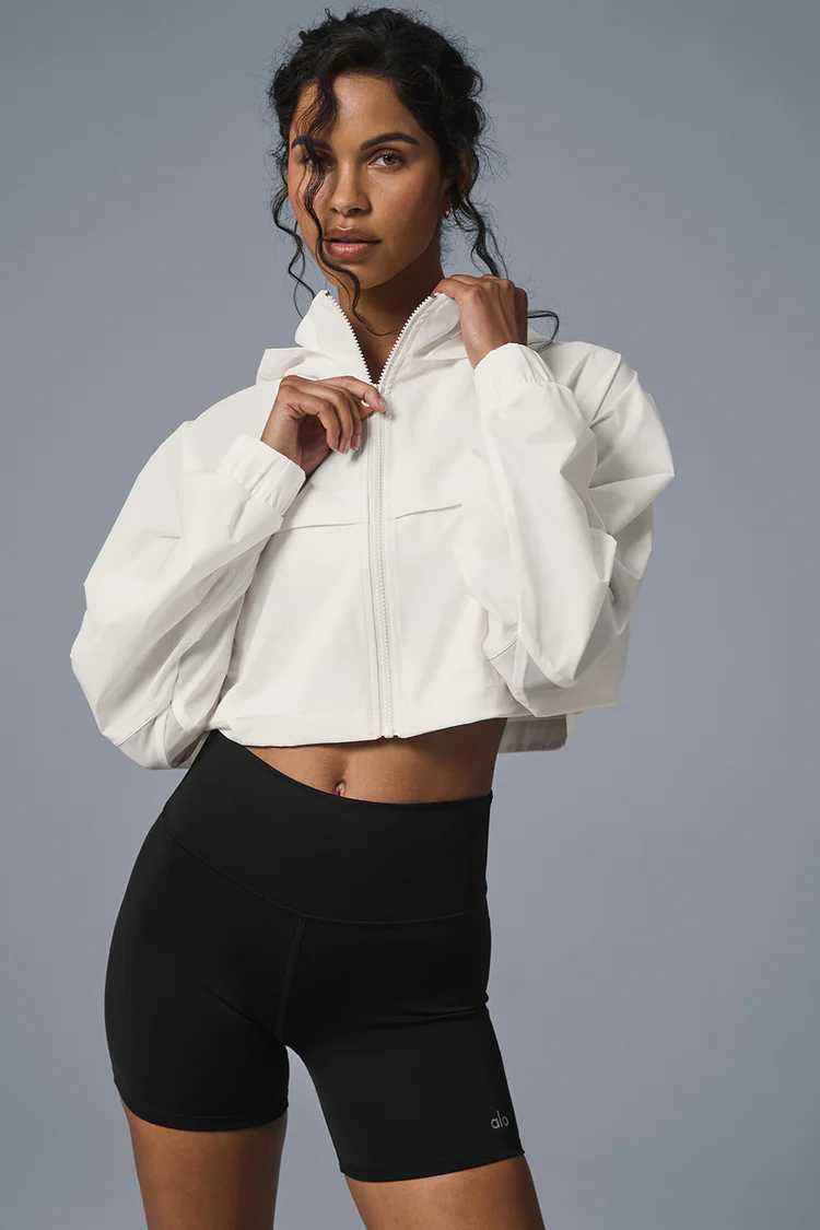 Alo Cropped Playmaker Jacket - Lulualo