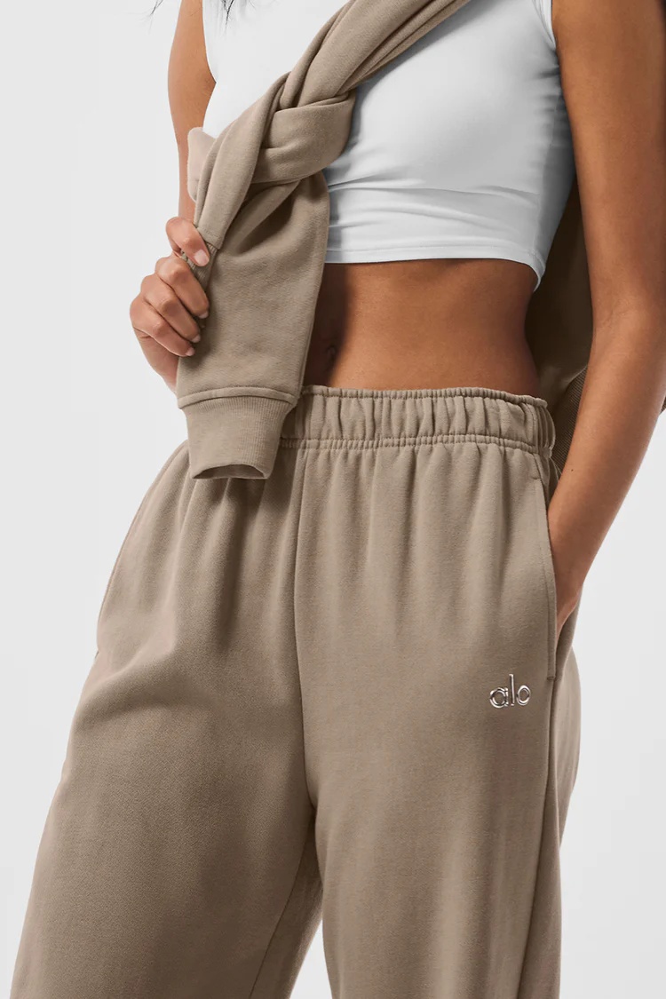 ALO Accolade Straight Leg Sweatpant - Lulualo