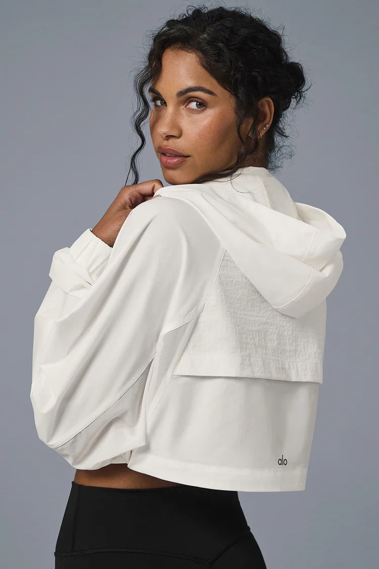 Alo Cropped Playmaker Jacket - Lulualo