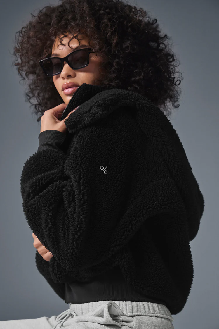 Alo Foxy Sherpa Jacket - Lulualo