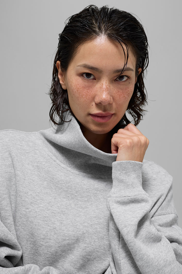 ALO Hazy Mock Neck Pullover - Lulualo