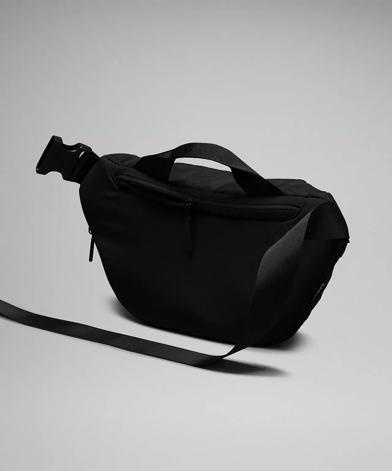 lululemon Curved Crossbody Bag 3L - Lulualo