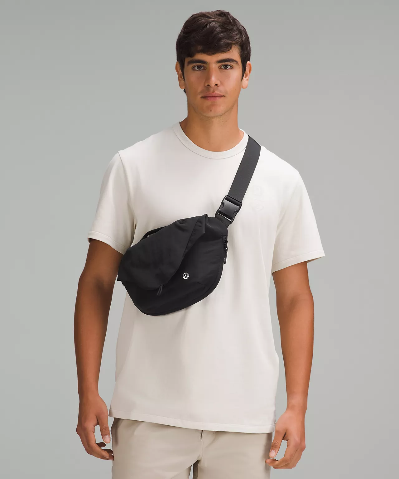 lululemon Curved Crossbody Bag 3L - Lulualo