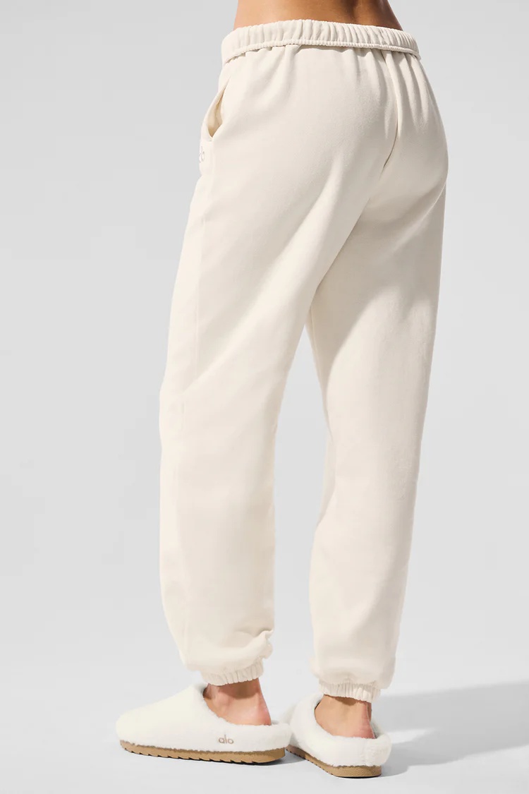 ALO Accolade Sweatpant - Lulualo