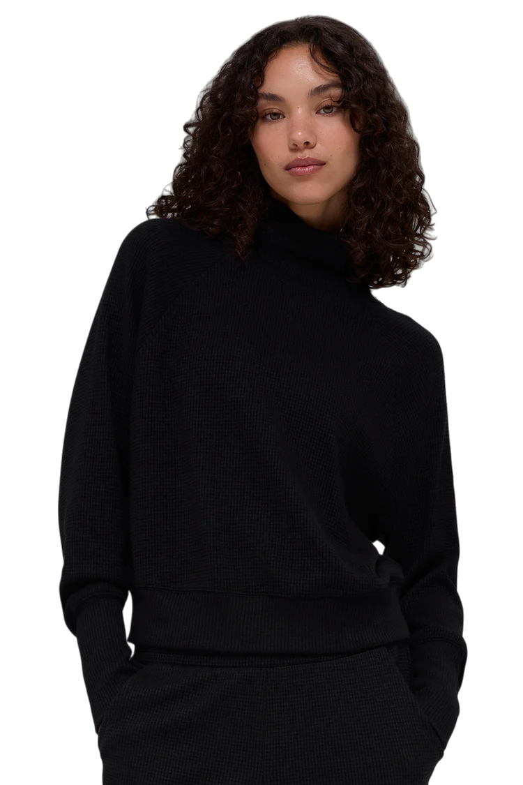 Alo Waffle Weekend Escape Mock Neck Long Sleeve - Lulualo