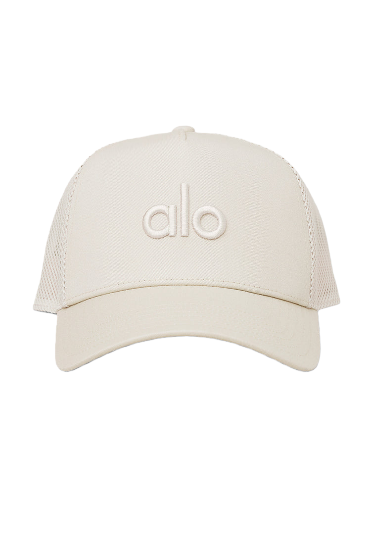 District Trucker Hat - Lulualo