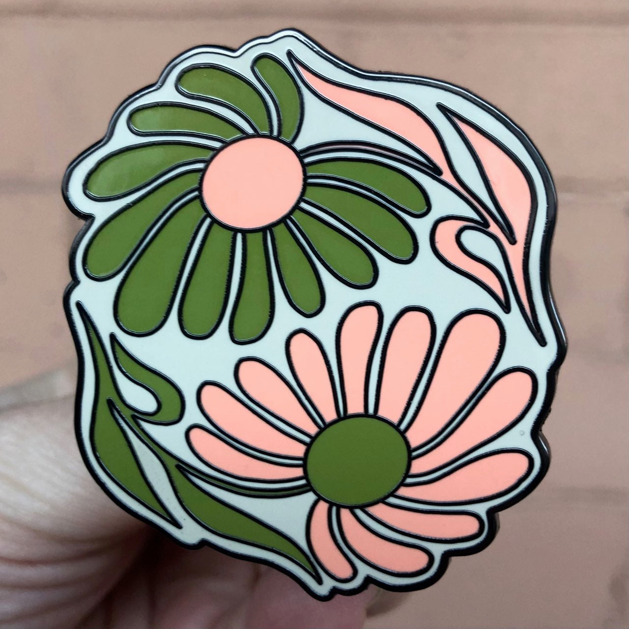 Yin Yang Flower pin