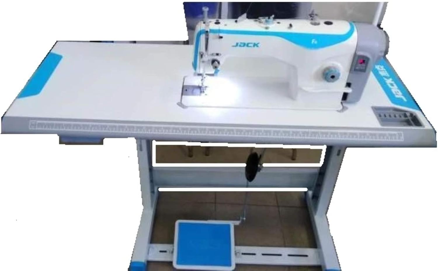 Jack F 4 Machine à coudre industrielle à entraînement direct et à point noué