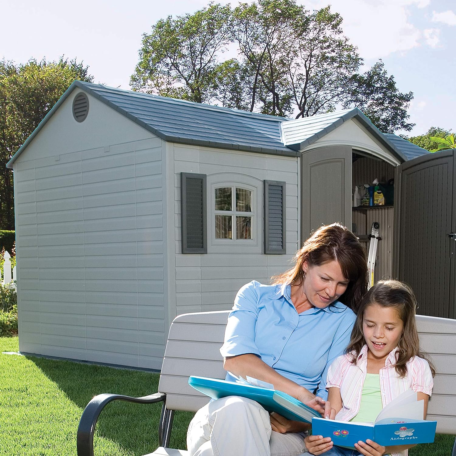 Lifetime Abri de Jardin Tan 132,7 x 204,4 x 227,9 cm