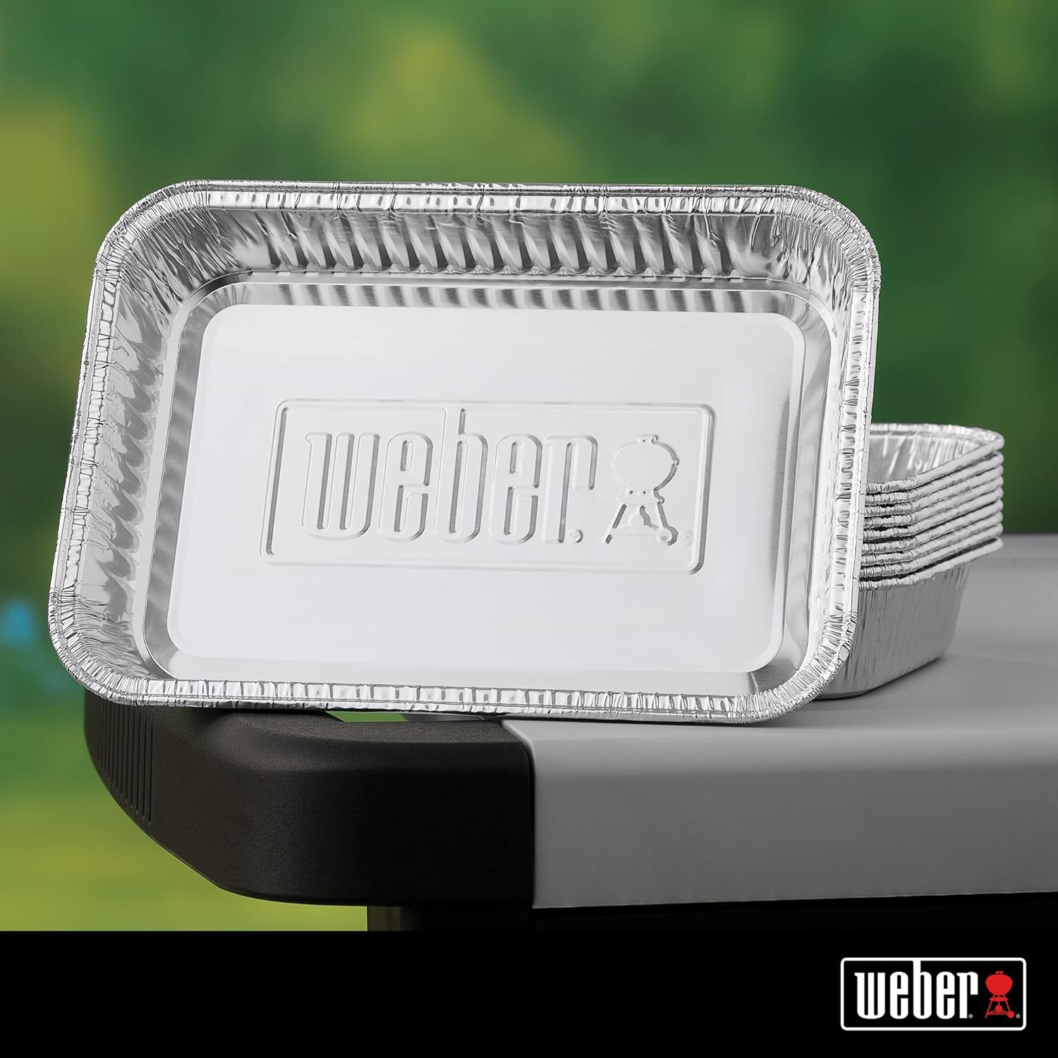 Weber Q1400 Barbecue électrique avec support, surface de cuisson 43 x 32 cm, nomade, grille en fonte émaillée divisée en 2 parties, couvercle et cuve en fonte d'aluminium - Gris foncé (52020853)