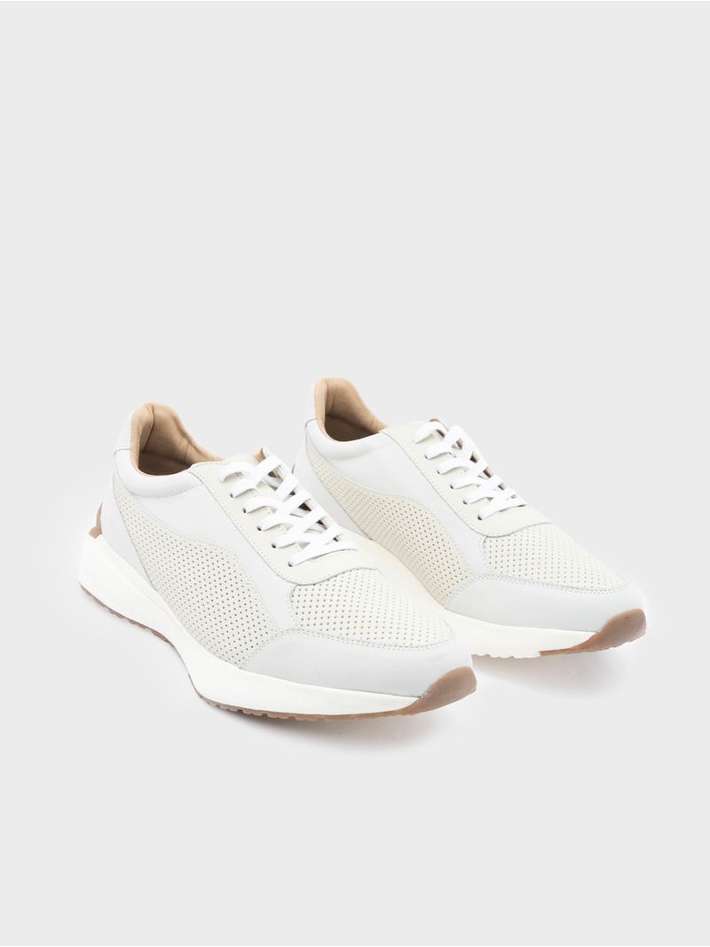 Tenis Casual con Capellada en Cuero Perforado 42720