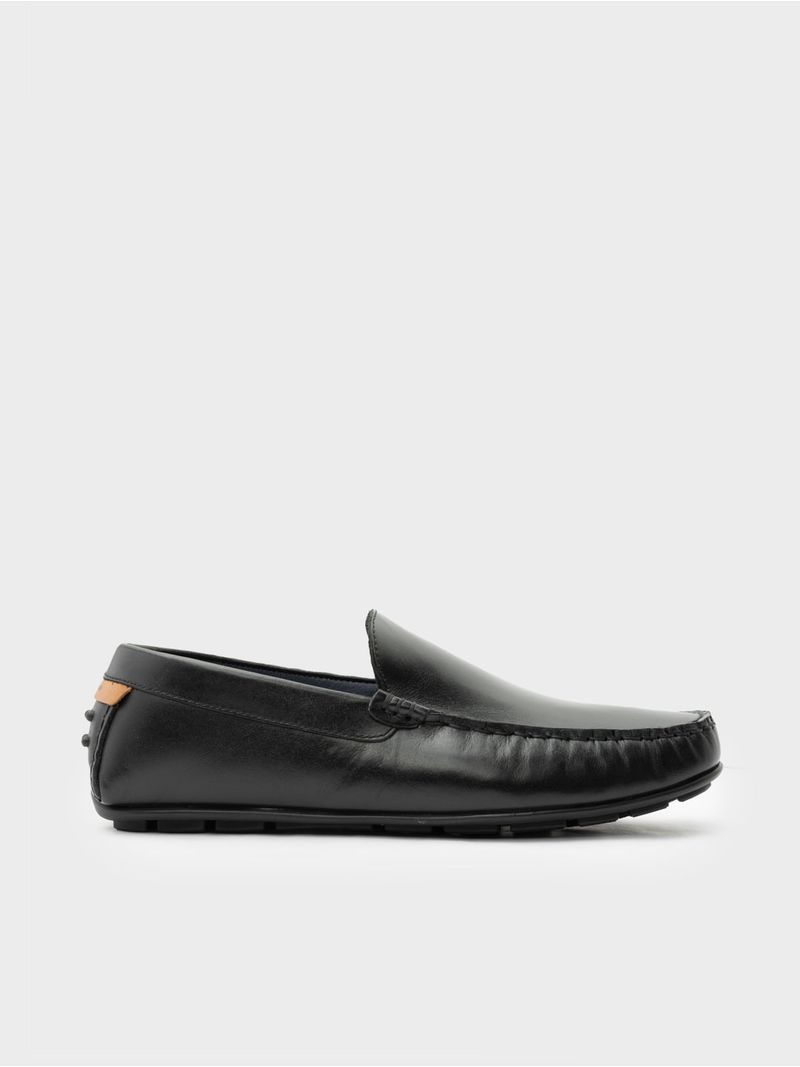 Mocasín Driver con Detalle Sutil de Marcación en La Parte Posterior 42501