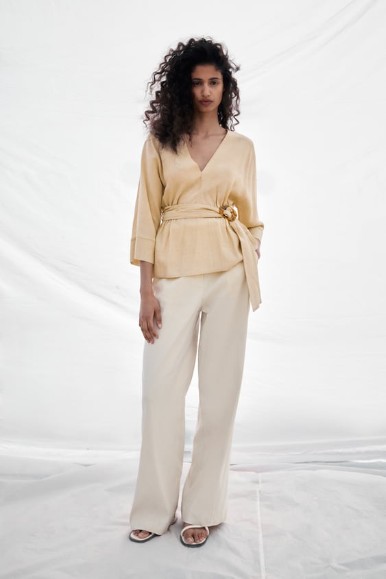 BELTED RUSTIC TOP