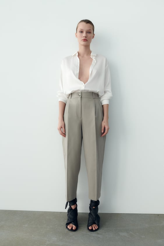 PLEATED TAPERED PANTS