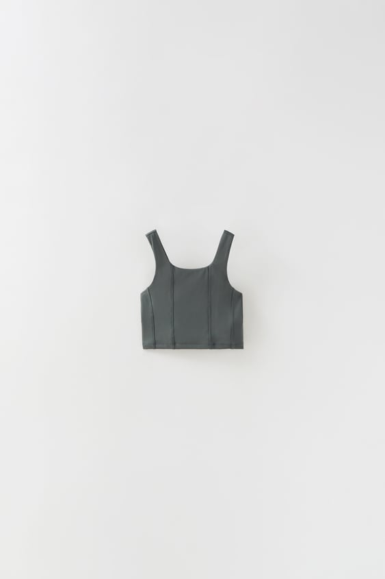 ATHLETIC OVERLOCK TOP