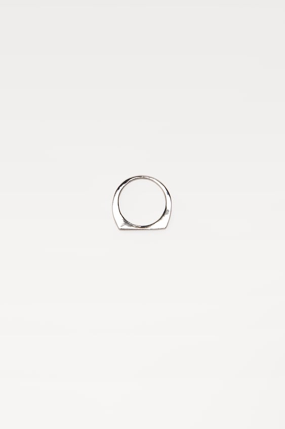 SIGNET RING