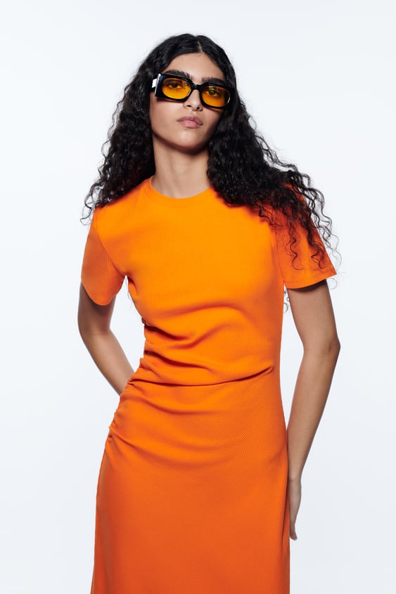 DRESS WITH SIDE RUCHING
