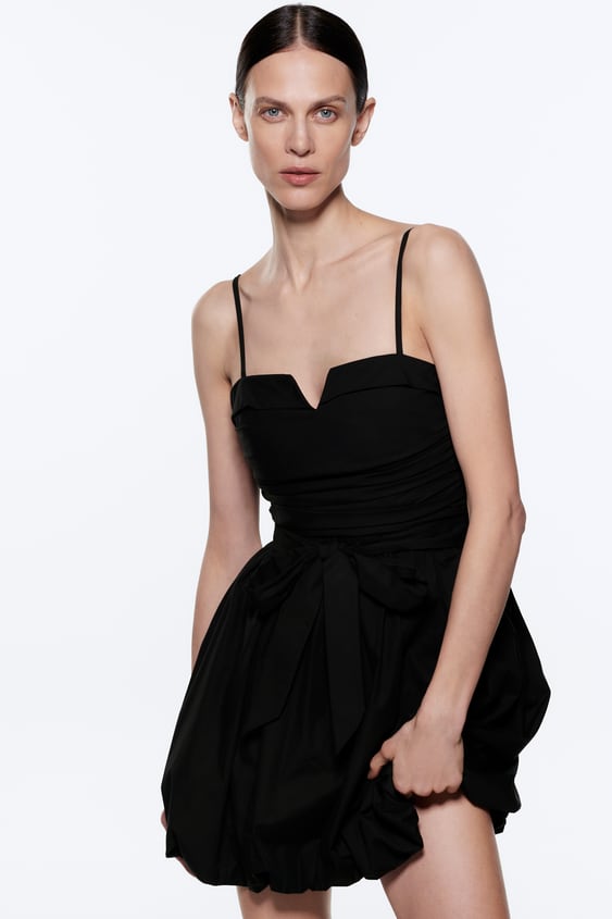 VOLUMINOUS MINI DRESS