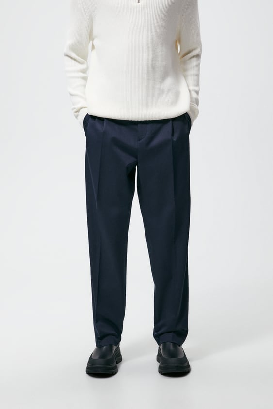 PLEATED STRAIGHT LEG PANTS