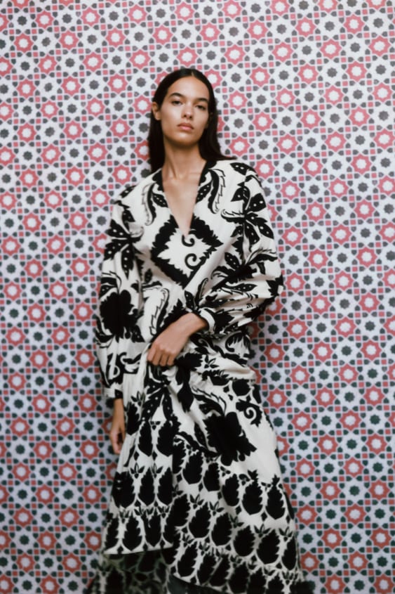 BELTED PRINTED DRESS